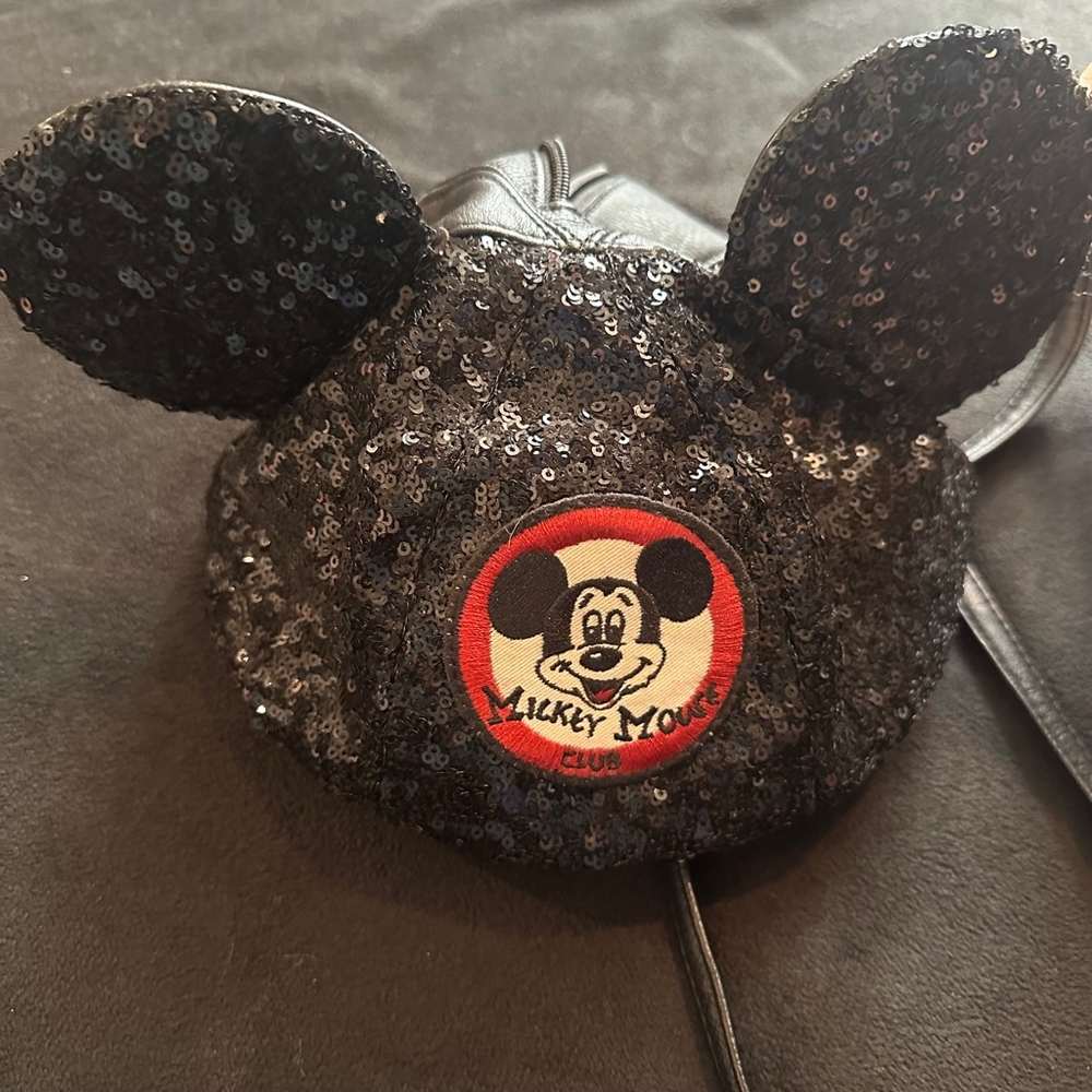 Loungefly Heart Logo Disney Parks Mickey Ears Mouseketeer Black 3d Novelty Bag - Picture 3 of 5